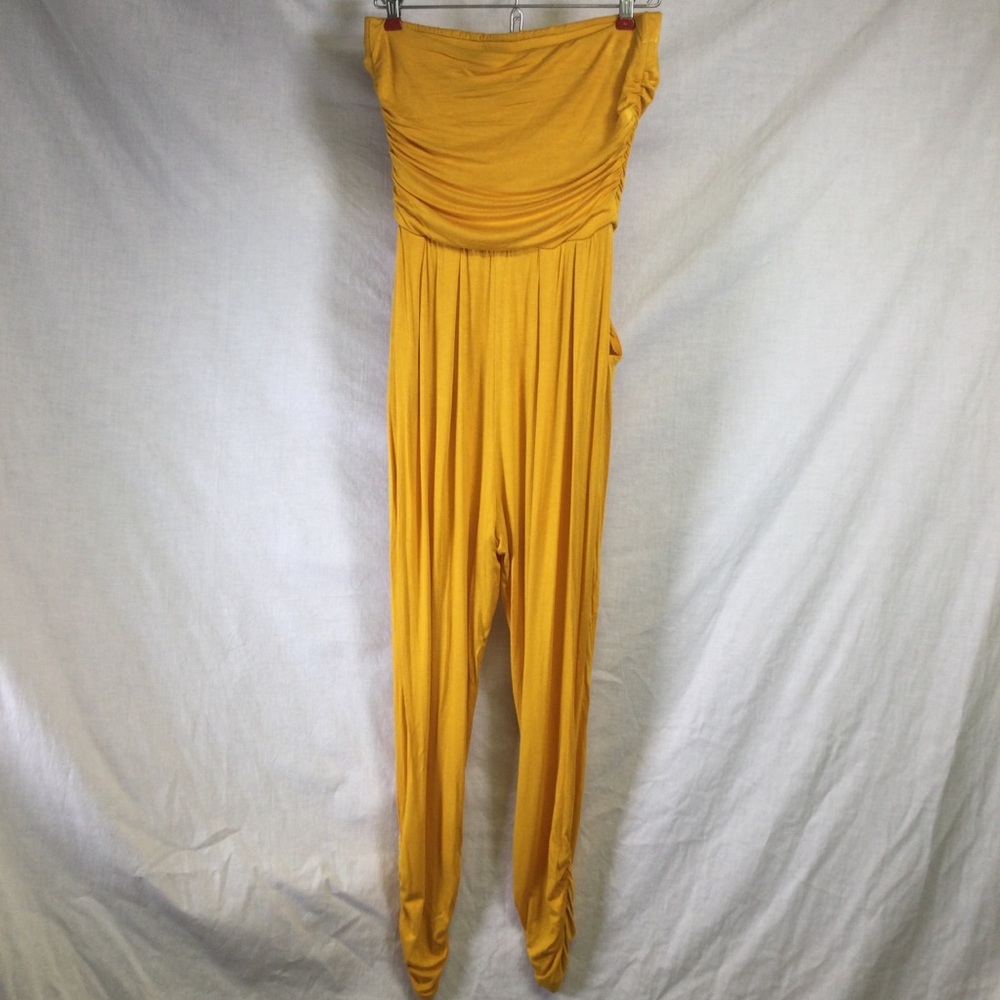 Heart Hips Womens Strapless Mustard Yellow Gathered Jumpsuit Sz S - Picture 5 of 14